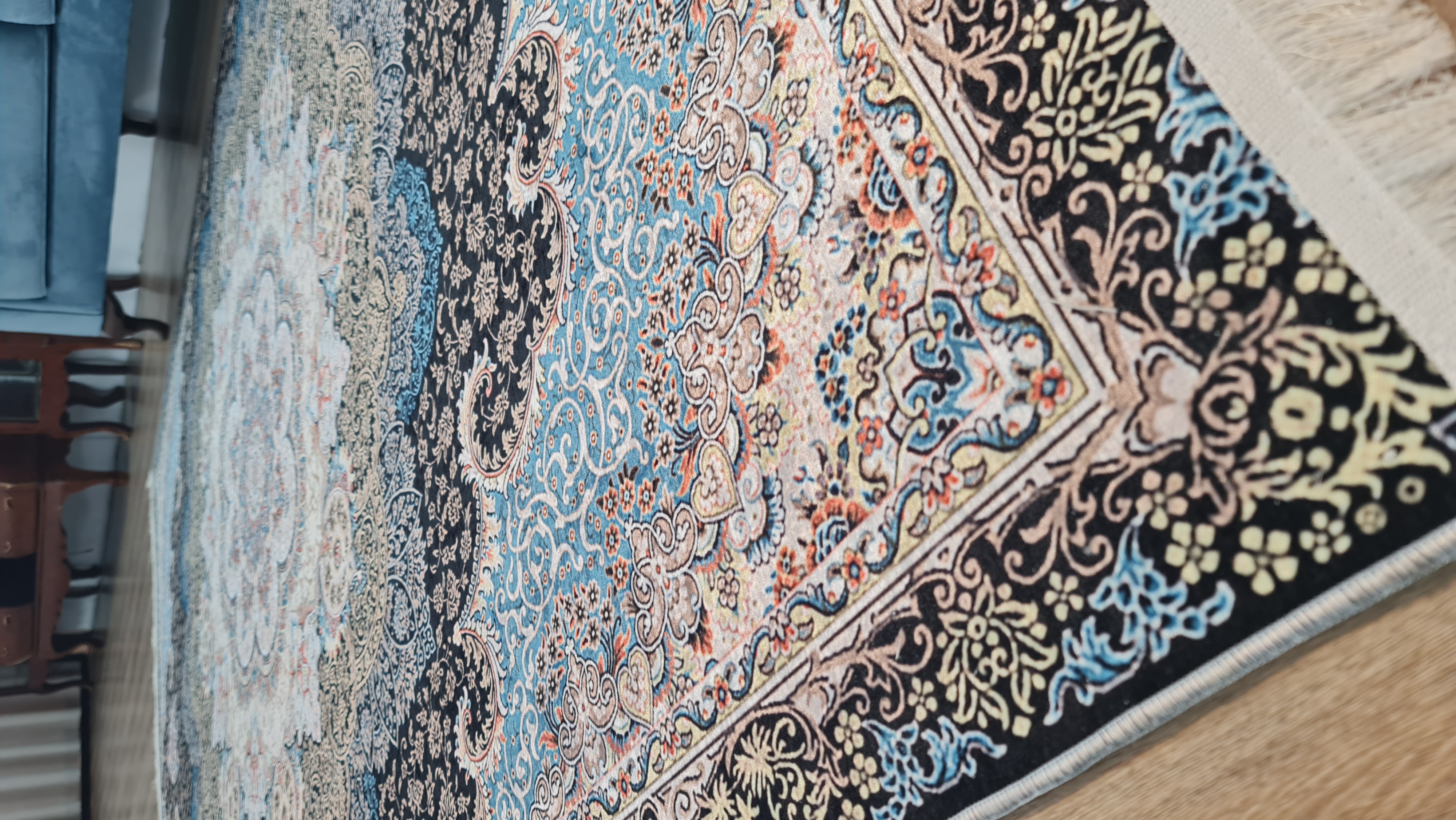 کیفیت بالا فرشینه سنتی فرشینه آفتاب کد U168مخمل شانل