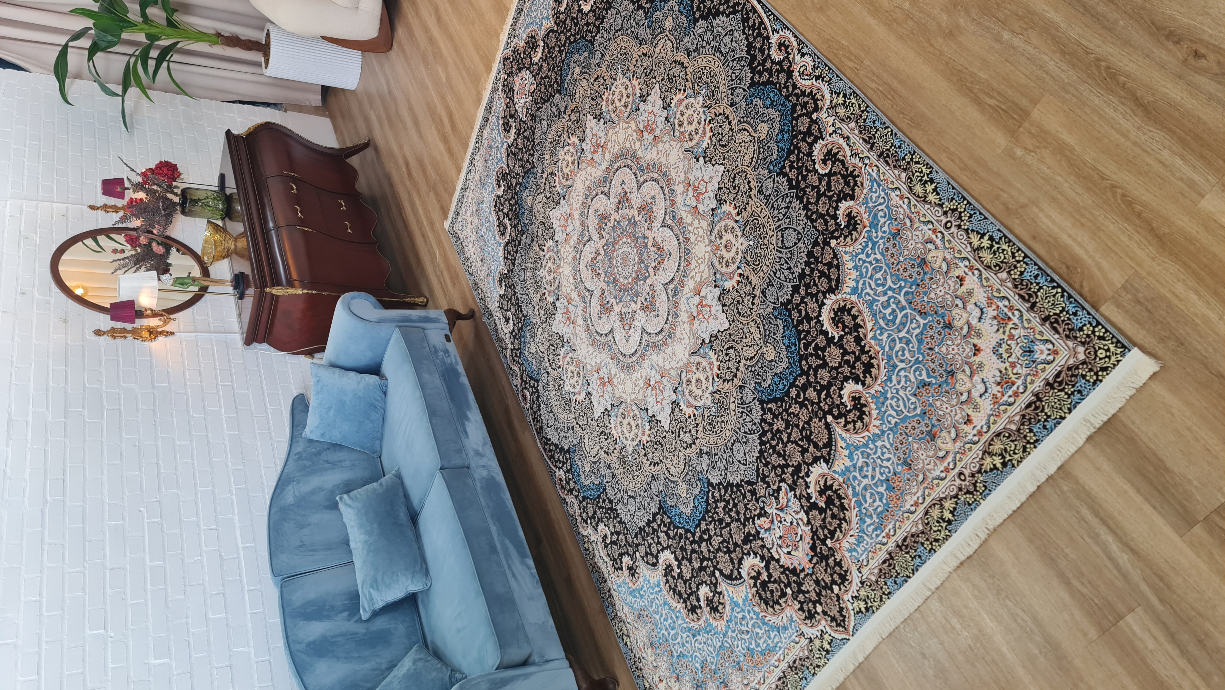 قیمت مناسب فرشینه سنتی فرشینه آفتاب کد U168مخمل شانل