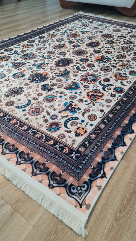 قیمت مناسب فرشینه سنتی فرشینه آفتاب کد U647مخمل شانل ترک استپدار