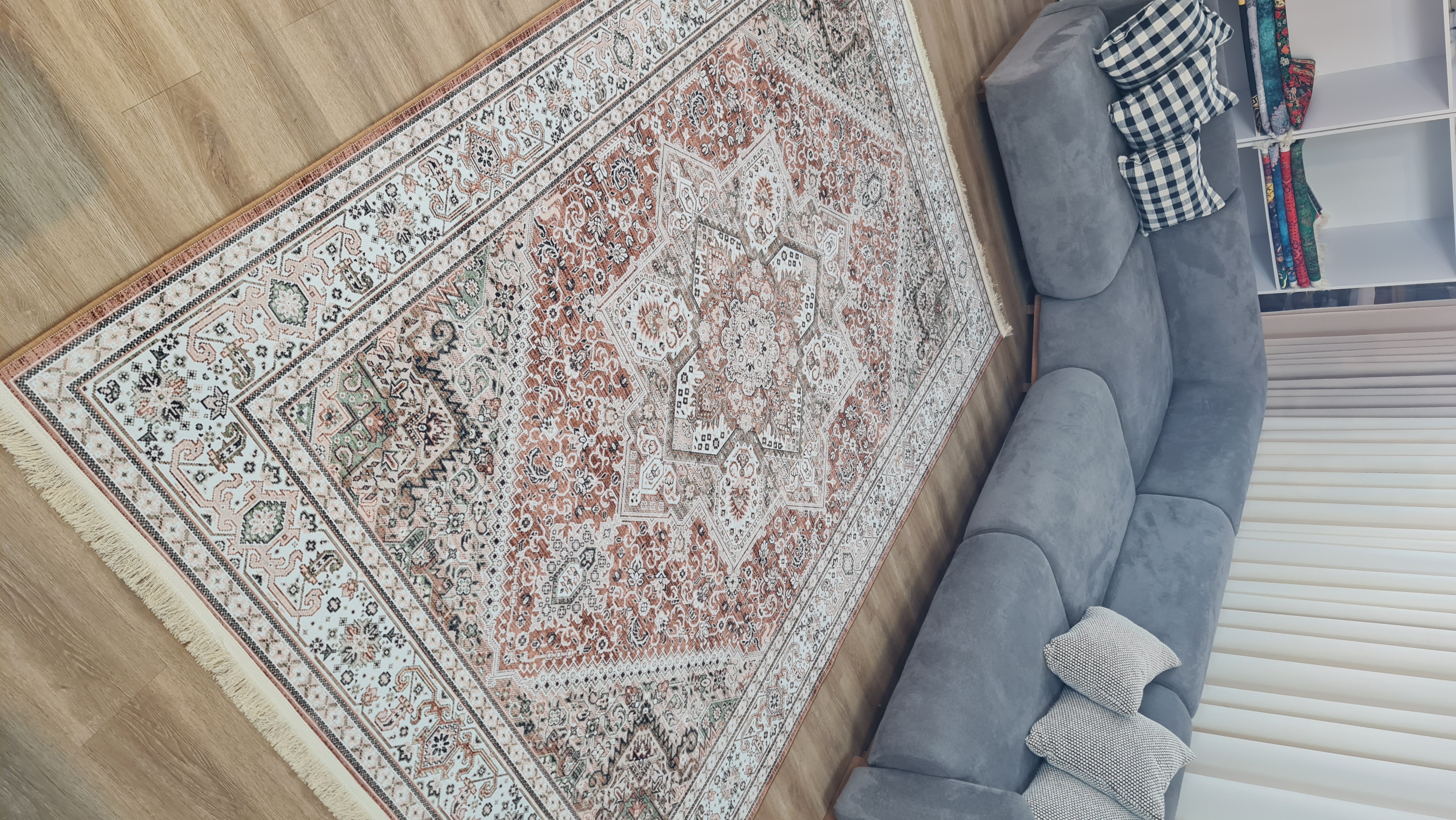 خرید ارزان فرشینه آفتاب  کدU540مخمل شانل استپدار