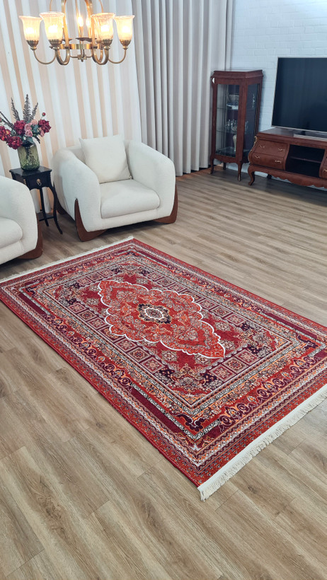 فرشینه لاکی سنتی فرشینه آفتاب کدU599مخمل شانل استپدار
